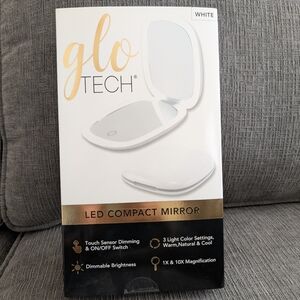 White LED Compact Mirror